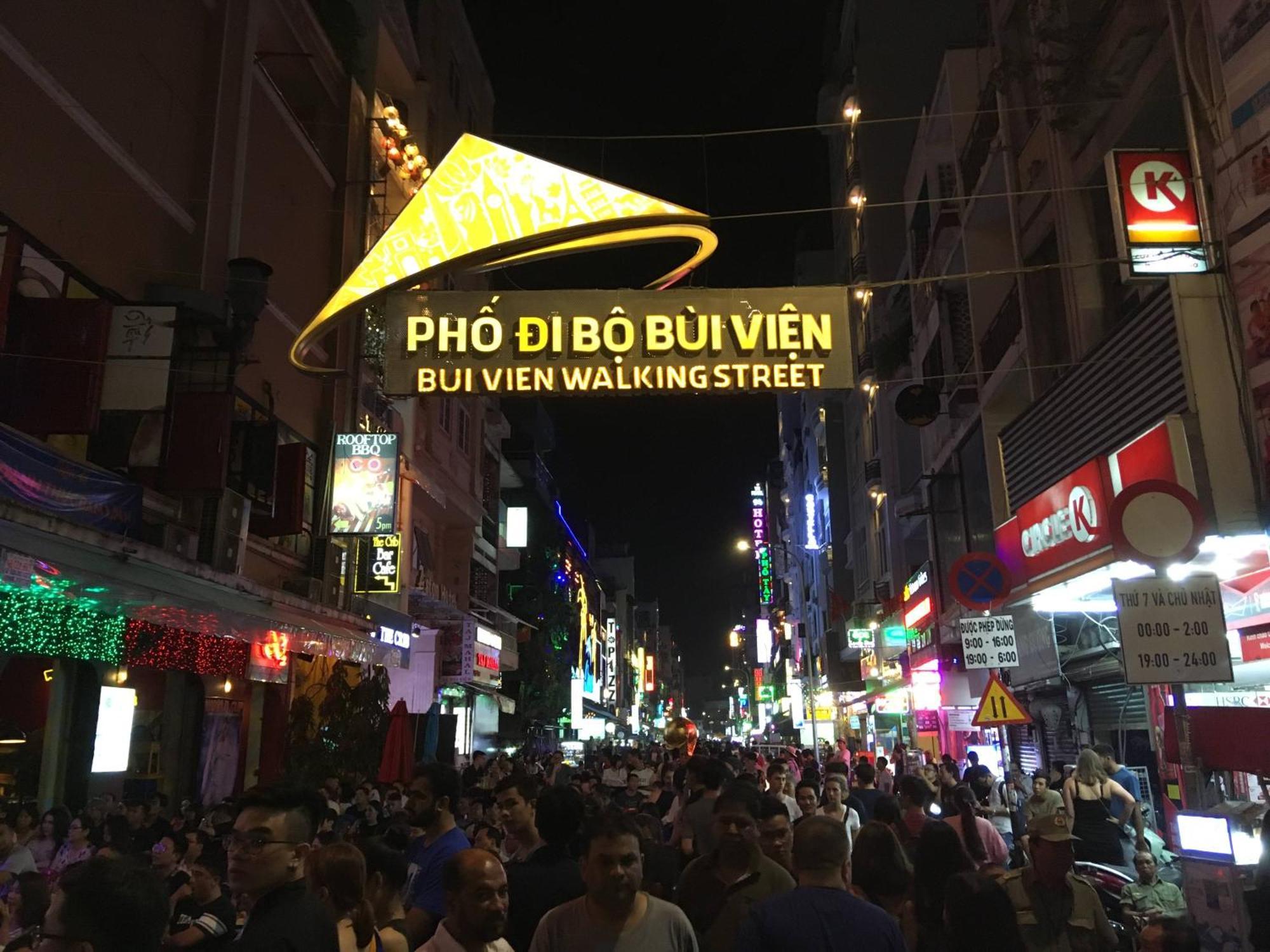 Mint Hotel Bui Vien Q1 Cidade de Ho Chi Minh Exterior foto